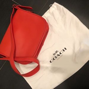 CLASSY BRAND NEW WITHOUT TAGS Coach bag